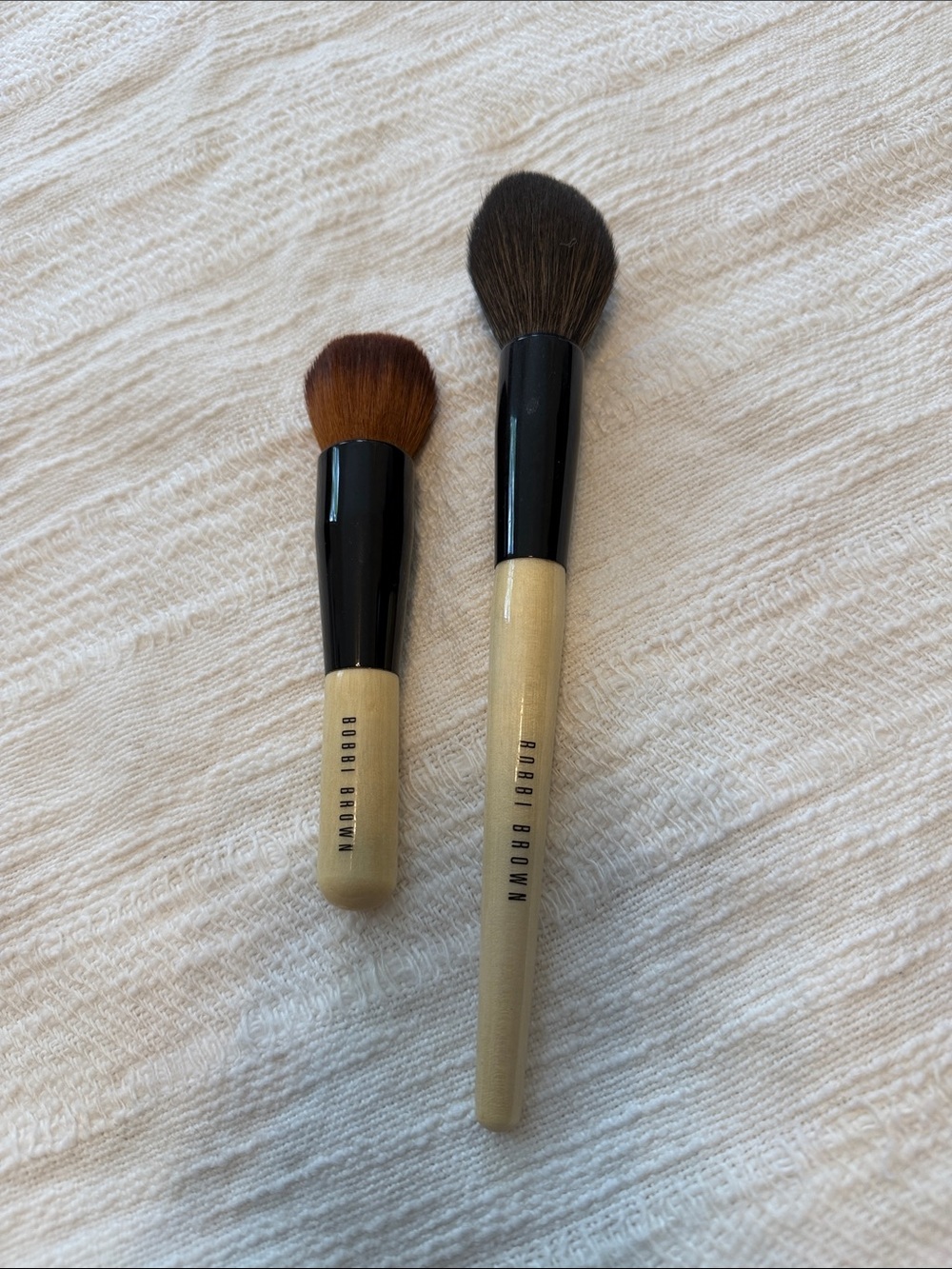 Bobbi Brown Beige Handle Powder & Full Coverage Face Brushes, Set of 2, GUC